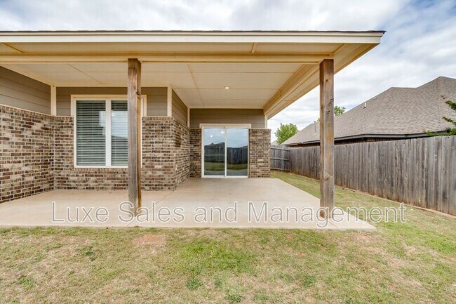 Building Photo - 9428 NW 91st St