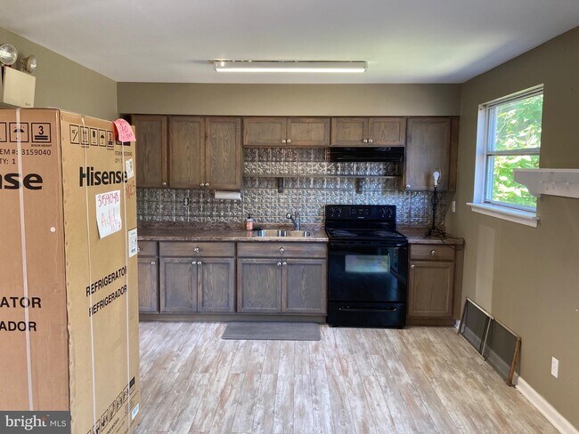 Building Photo - 167 NJ-70