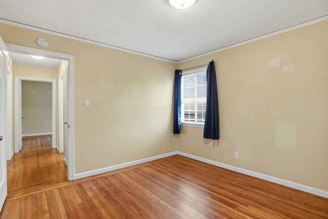 Building Photo - 251 C St