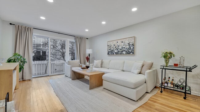 Building Photo - 146 G St SW