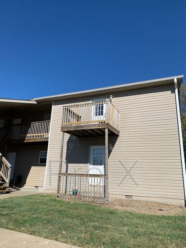 Building Photo - 4563 E Zora St