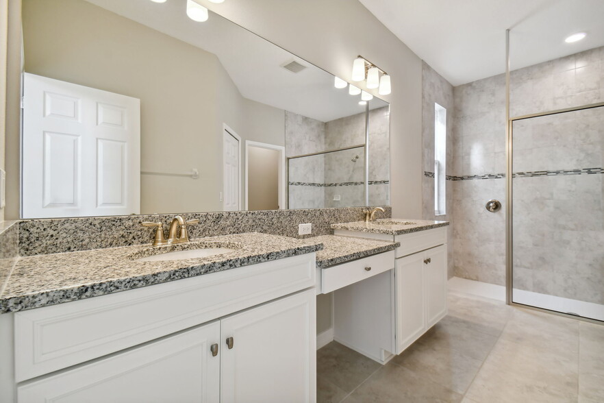 Building Photo - 38190 Shale Stone Ct