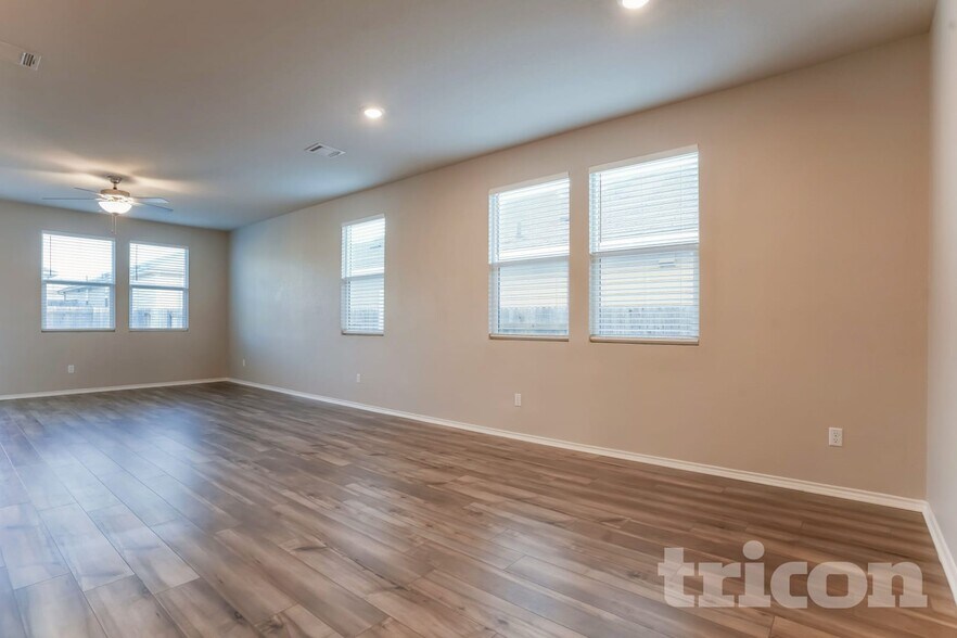 Building Photo - 3524 Stride Ln