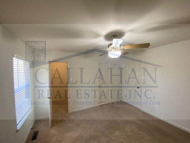 Building Photo - Sherwood 2 Bedroom Townhome