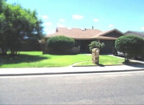 Building Photo - 103 Conley Pl