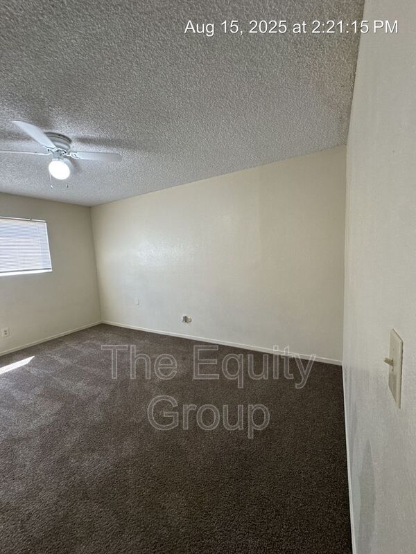 Building Photo - 1871 Emma Lee Ln