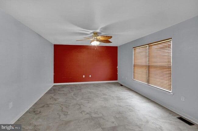 Building Photo - 1016 Josephine Dr