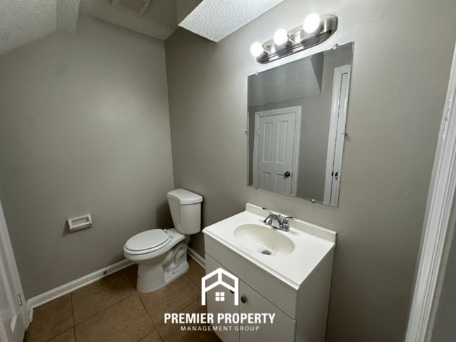 Building Photo - 5599 Sweet Gum Dr