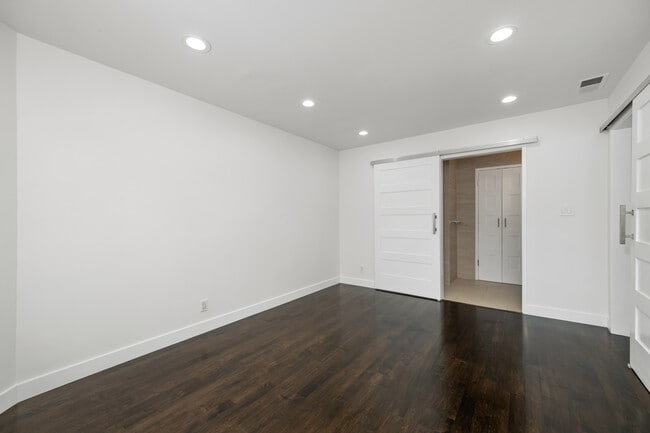 Building Photo - 24 Westwind St