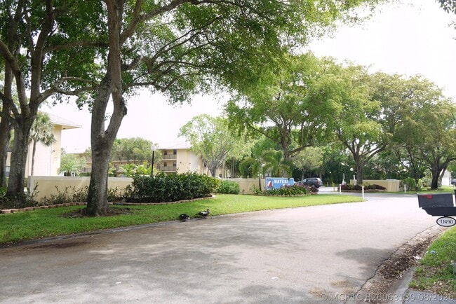 Building Photo - 11477 NW 39th Ct
