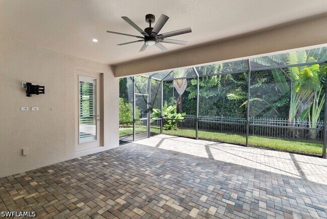 Building Photo - 9357 Glenforest Dr
