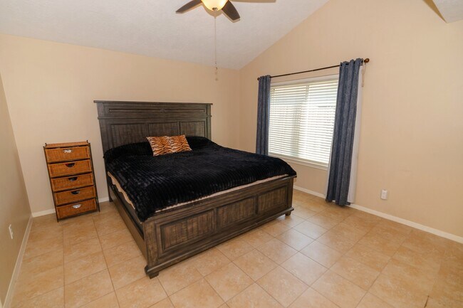 Building Photo - 3402 Cape Forest Dr