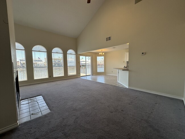 Building Photo - 15357 Yardarm Ct
