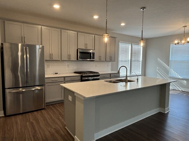 Building Photo - 5898 Weldra Dr