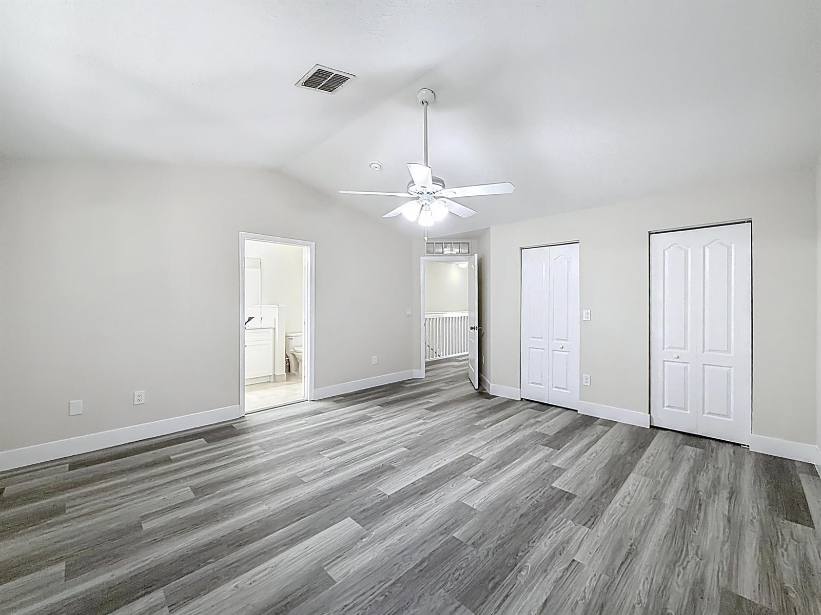 Building Photo - 1010 Seminole Palms Dr