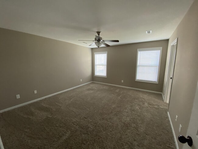 Building Photo - 2715 Honey Hill Rd