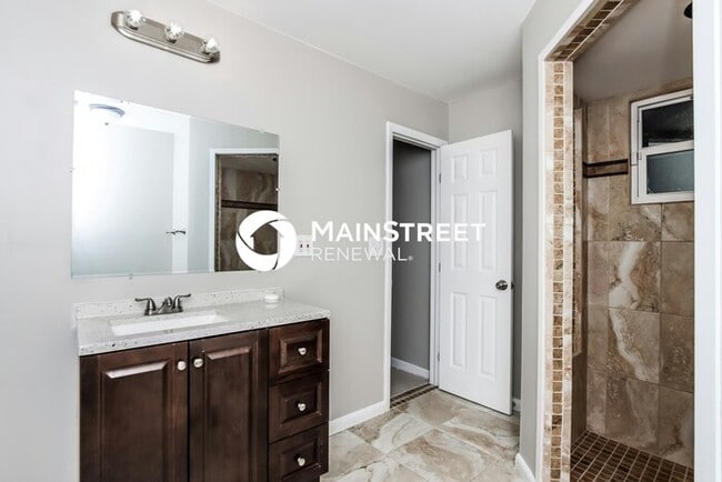 Building Photo - 3 Bedroom Pet-Friendly Home in PALM BAY, F...