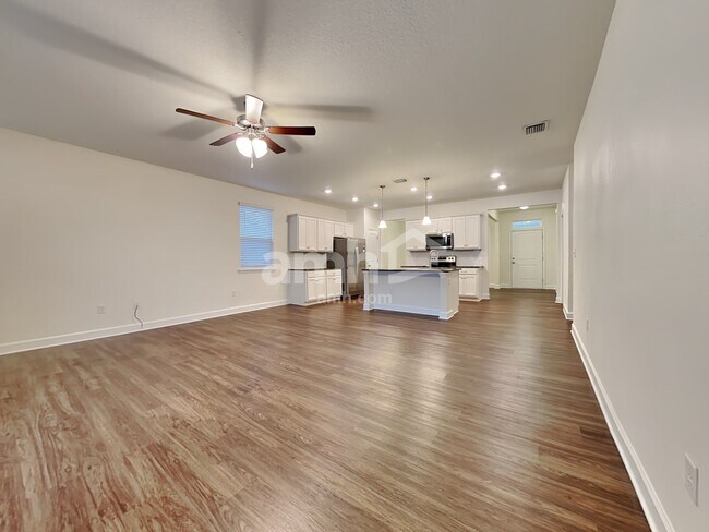 Building Photo - 105 Moultrie Crossing Ln