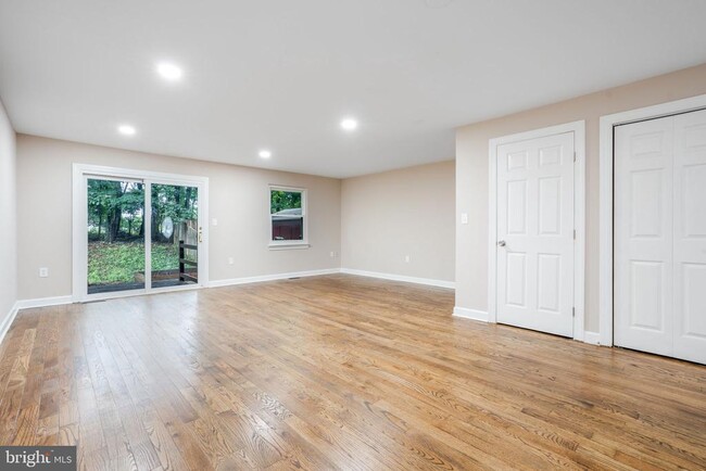 Building Photo - 3671 Waterwheel Square