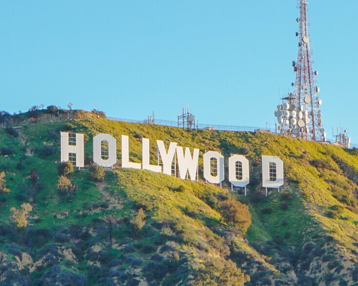 Building Photo - 5024 Cahuenga Blvd