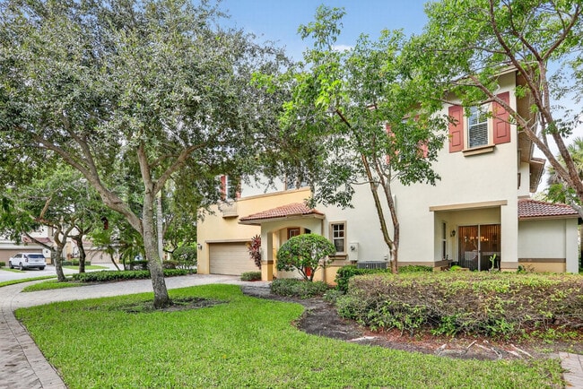 Building Photo - 6012 NW 116th Dr