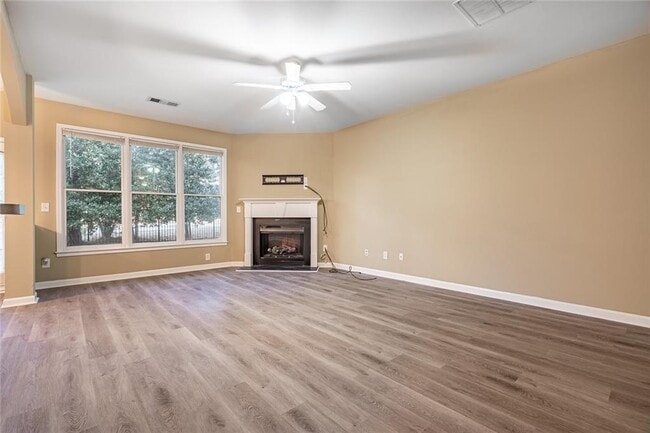 Building Photo - 3284 Sheffield Cir