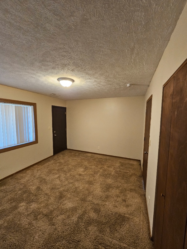 Building Photo - 1800 Knox St