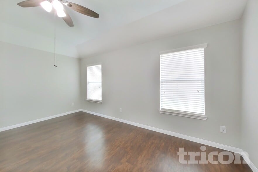 Building Photo - 21427 Wilona Way