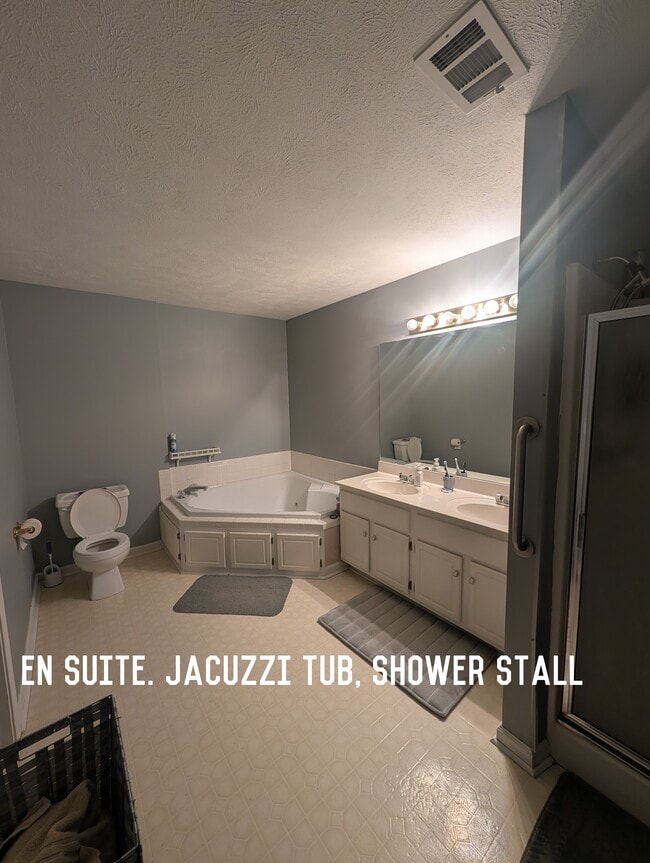 Building Photo - 2949 Old Belden Cir