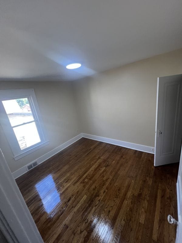 Building Photo - 808 Waverly Pl