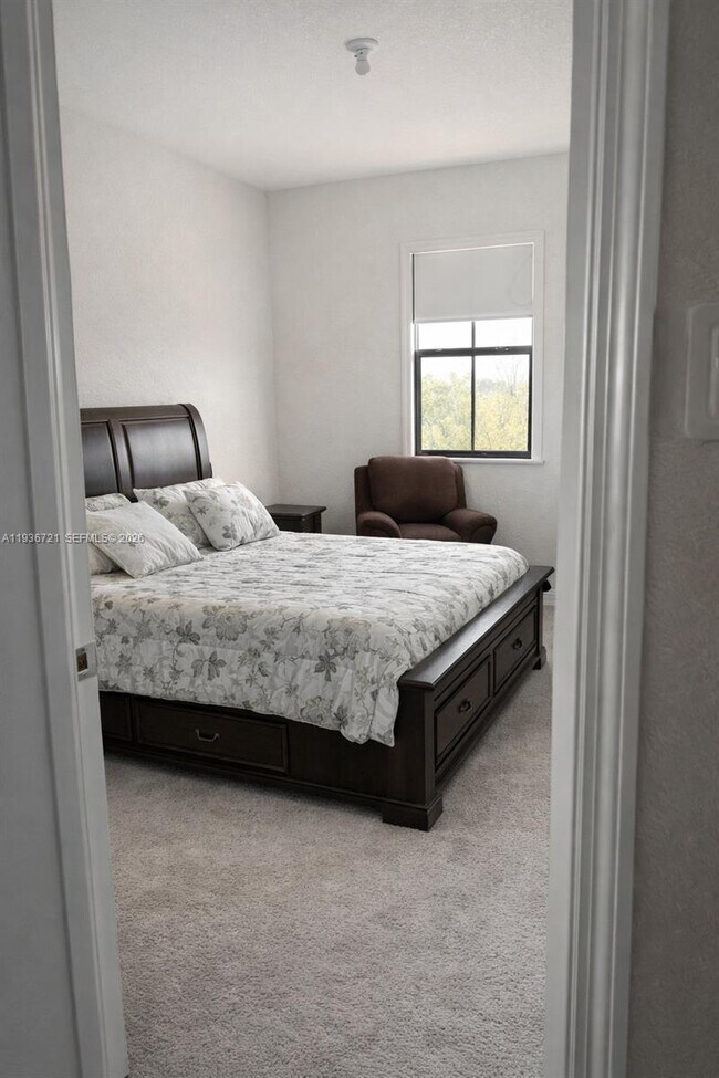 Building Photo - 12929 SW 286th Wy