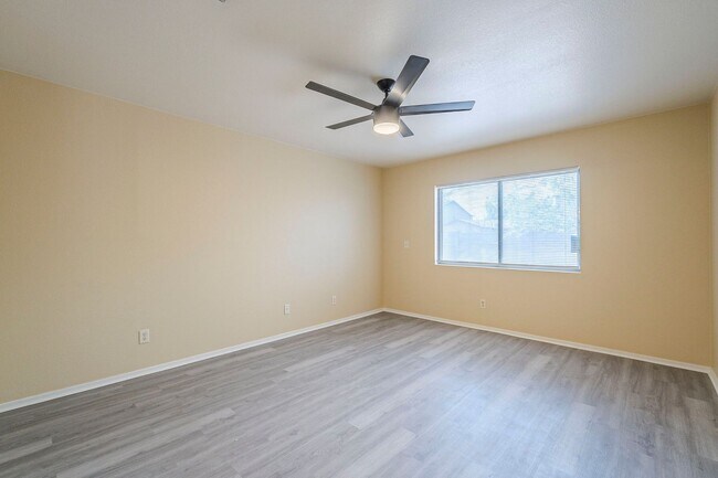 Building Photo - Spacious 3-Bed Tucson Rental with Garage &...