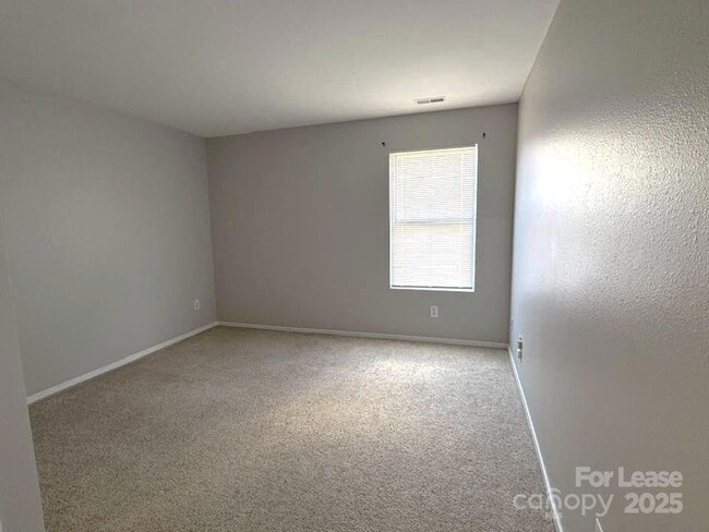 Building Photo - 10942 Dry Stone Dr