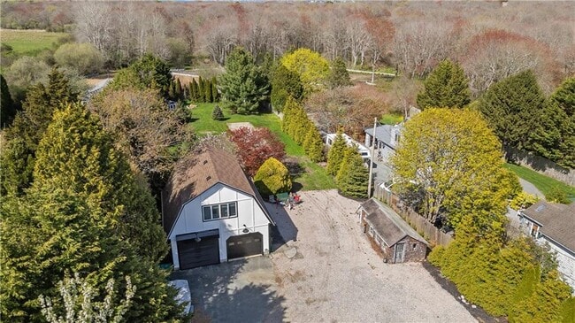 Primary Photo - 202 Old Mill Ln