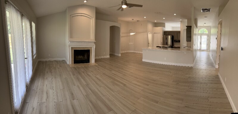 Building Photo - 12784 Chets Creek Dr N