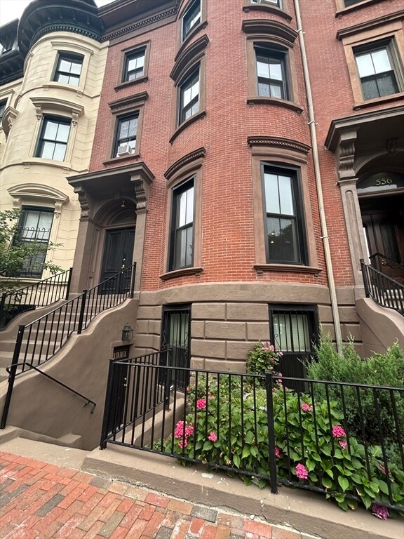 Building Photo - 554 Massachusetts Ave