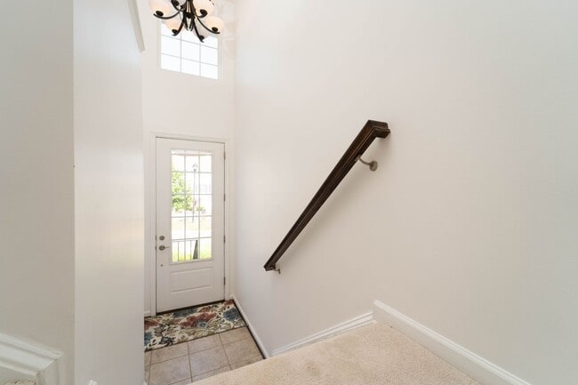 Building Photo - 8381 Scotland Loop