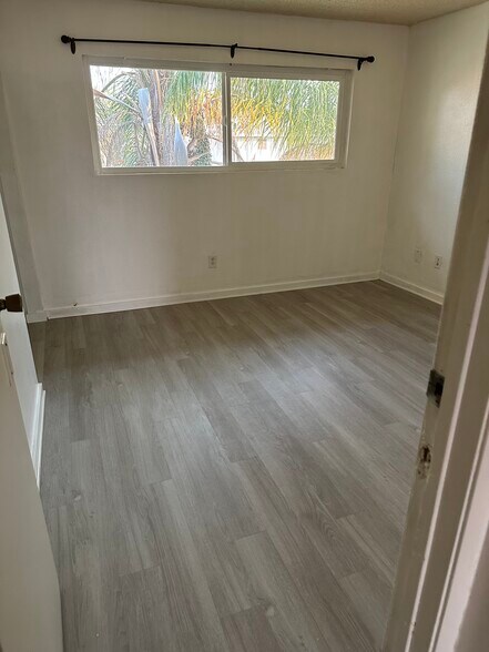 Building Photo - 1131 Cero Ct