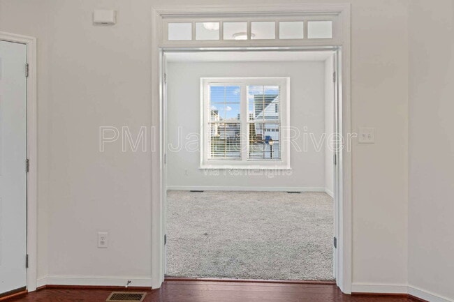 Building Photo - 6442 Hawkswood Wy