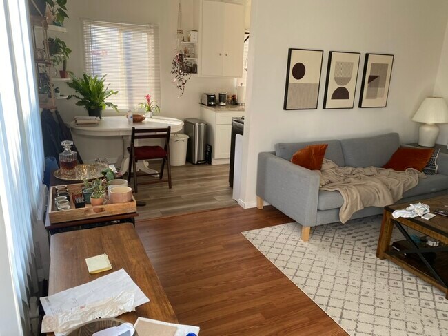 Living Room/Kitchen - 545 N Hoover St