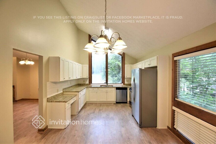 Building Photo - 310 Walking Horse Way NE