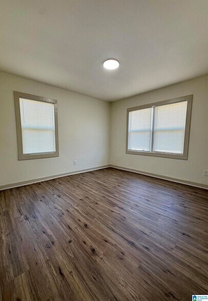 Building Photo - 5 21st Ct NW