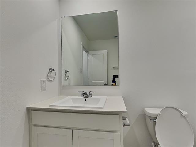 Building Photo - 1624 Parlier St