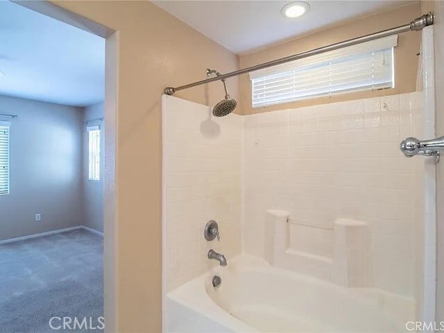 Building Photo - 14571 Longwood Ave