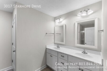 Building Photo - 3017 Stanhope Dr