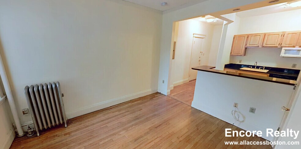 Building Photo - 195 Park Dr