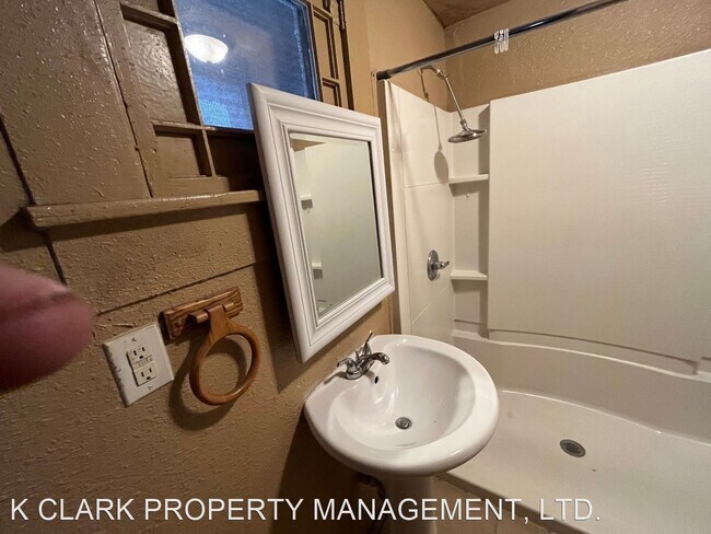Building Photo - 2 br, 1 bath House - 315 FAIR AVENUE #2