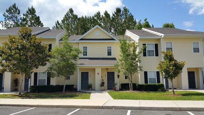 Building Photo - 4934 NW 43rd Ave