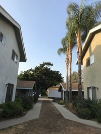 Building Photo - 2018 Evergreen St