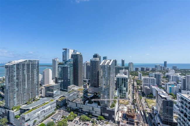 Building Photo - 92 SW 3rd St